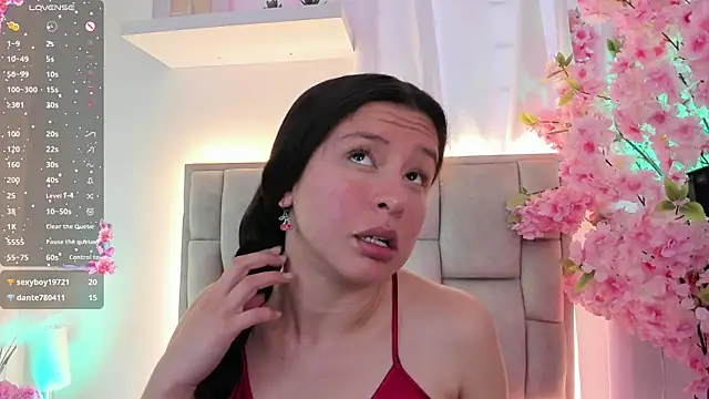 Dana_grey_ webcam