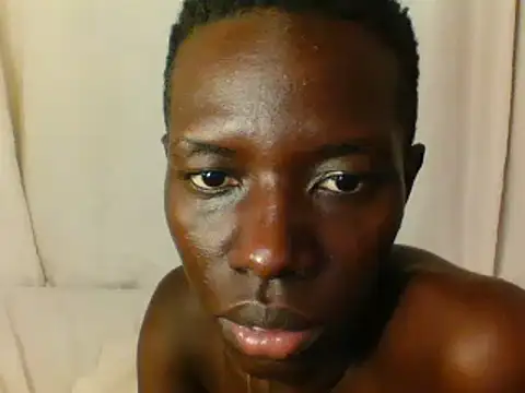 Goldy_petite webcam