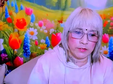 indianroxy webcam