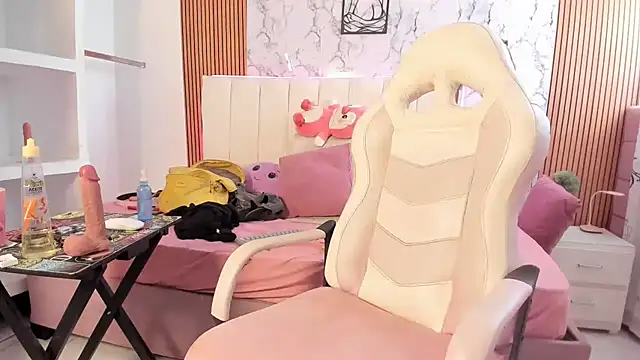 lilith_horny webcam