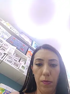 LunaZambrano webcam