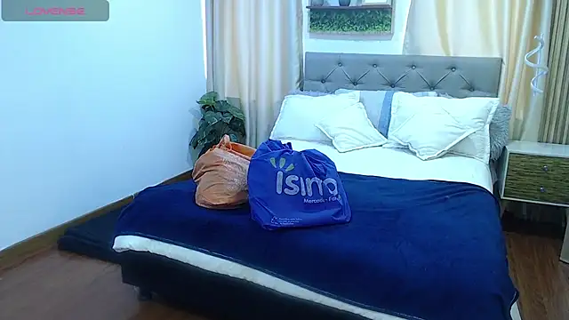 sasi_luna webcam