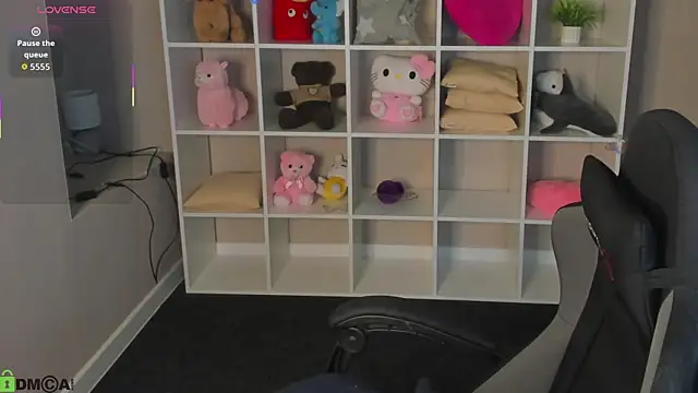 Ella_Burns webcam
