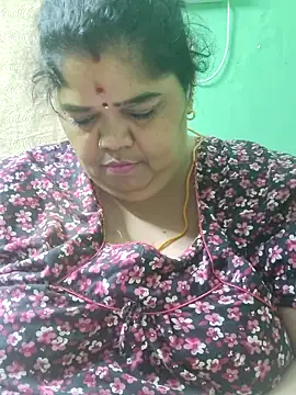 tamilthanushri webcam