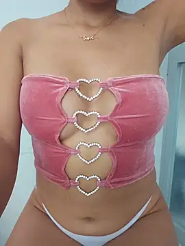 _MissCarla23_ webcam