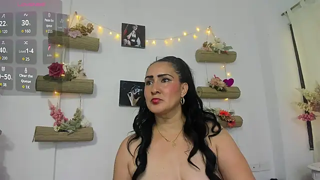 KyleDoom_ live cam on StripChat