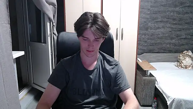 arthur___king live cam on StripChat