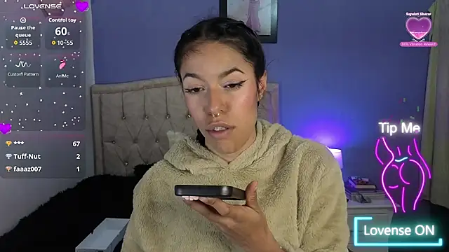 stephania_t webcam