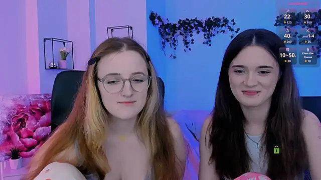 luna_berryy webcam
