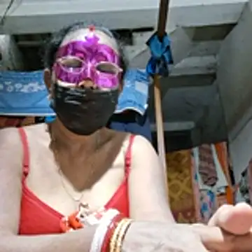 Riya45326 webcam
