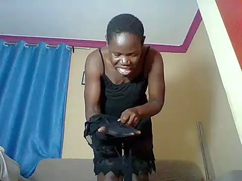 Blacksexyqueen24 webcam