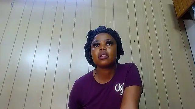 spicykittyy webcam