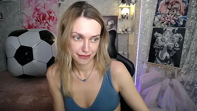 NickyAdamidi webcam