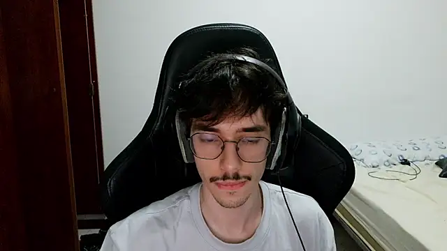 gabrielNovin17cm webcam