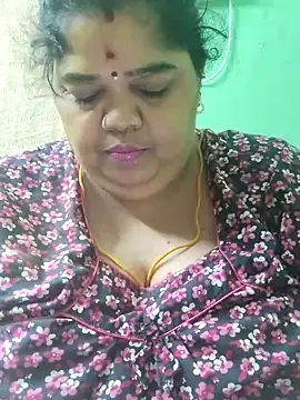tamilthanushri webcam