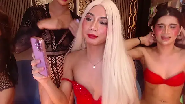 AudreyMilesTrans webcam