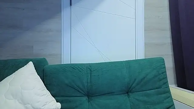 emonyashka_ webcam