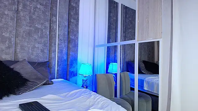 AliDiaz_ webcam
