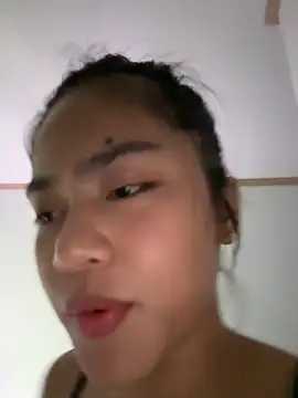 Kiee_19 webcam