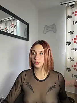 Sophia_LuxxX webcam