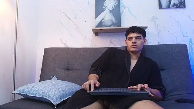 mike_sanz webcam