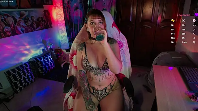 emma_luna59 webcam