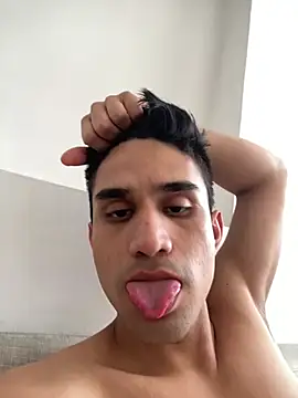 Camachito332 webcam