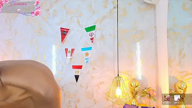 ariannaruiz webcam