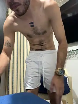 Liam_Brawn live cam on StripChat