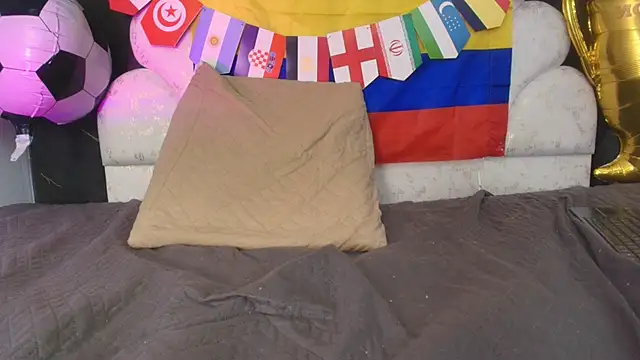 kissme_luna webcam