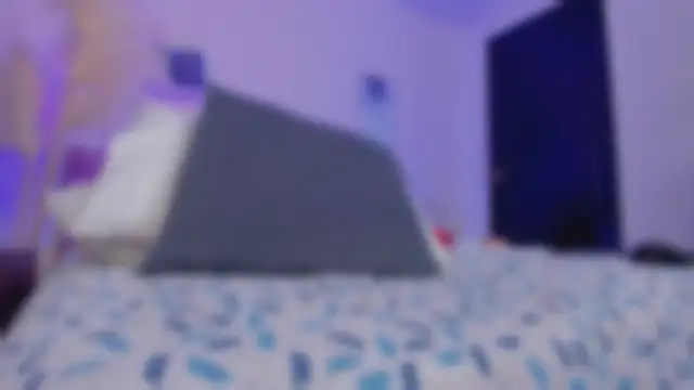 YariRose webcam