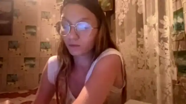 SparkleJebb live cam on StripChat