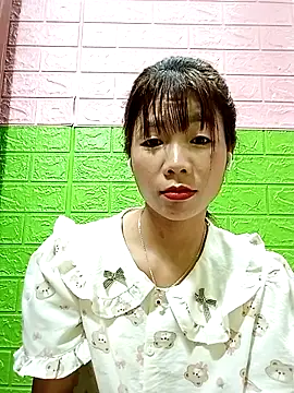 AmyLinee01 webcam