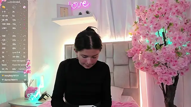 Dana_grey_ webcam