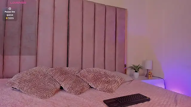 Ellie-Bite webcam