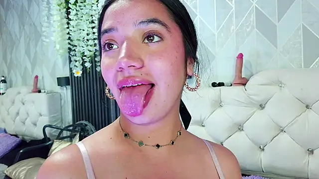 Zaira_bonny webcam