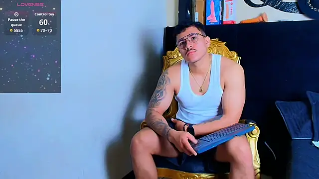 jeisonstark live cam on StripChat