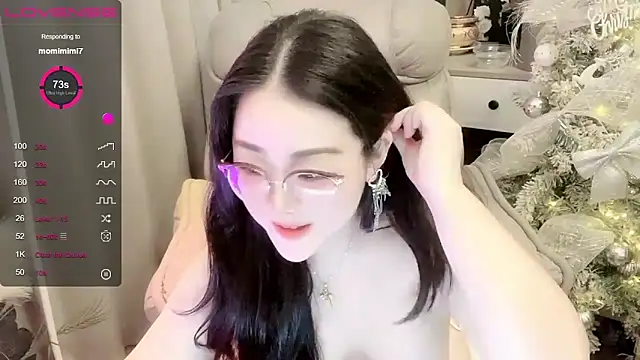 Monica-666888- webcam