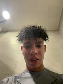 yoursexyjose webcam