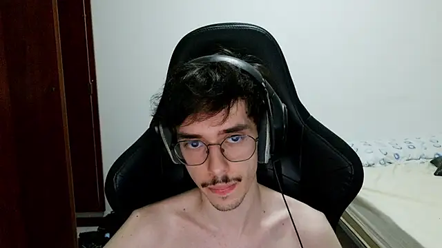 gabrielNovin17cm webcam