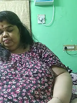 tamilthanushri webcam