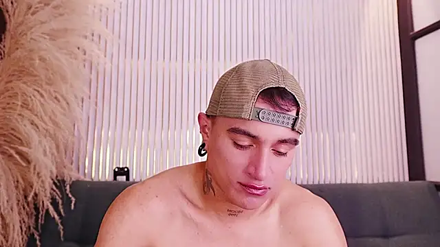 LiamDeep webcam