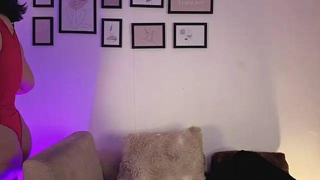 Pamela_tomas webcam