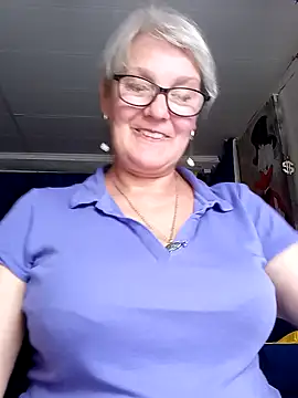 irinamaux webcam