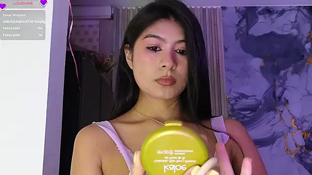 LissaWiild live cam on StripChat