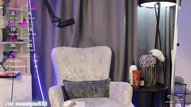 Anal_Girl_ live cam on StripChat