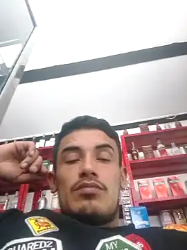 D13gomez webcam