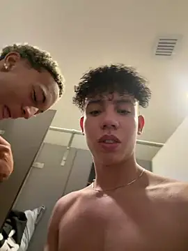 yoursexyjose webcam