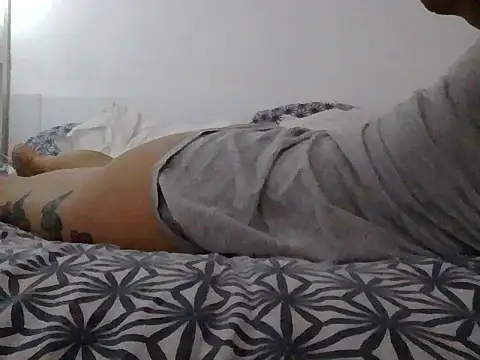 SweetLuc11 webcam
