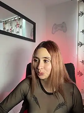 Sophia_LuxxX webcam